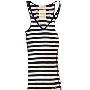 🍃 Buy 2 get 1 Free! Hollister striped v neck top